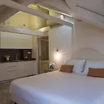 شقة فندقية Ortensia 4*